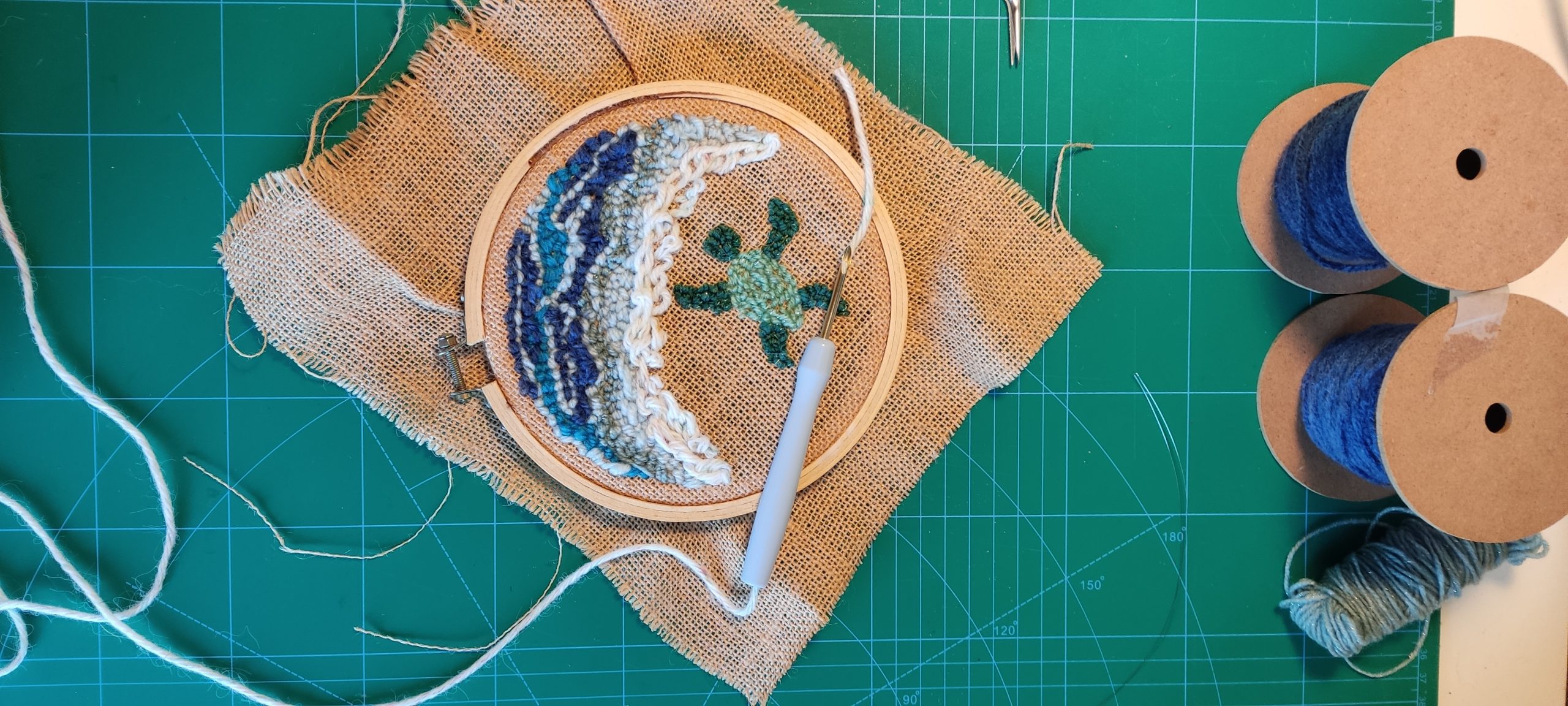 Punch Needle: crear cuadros decorativos con aguja mágica